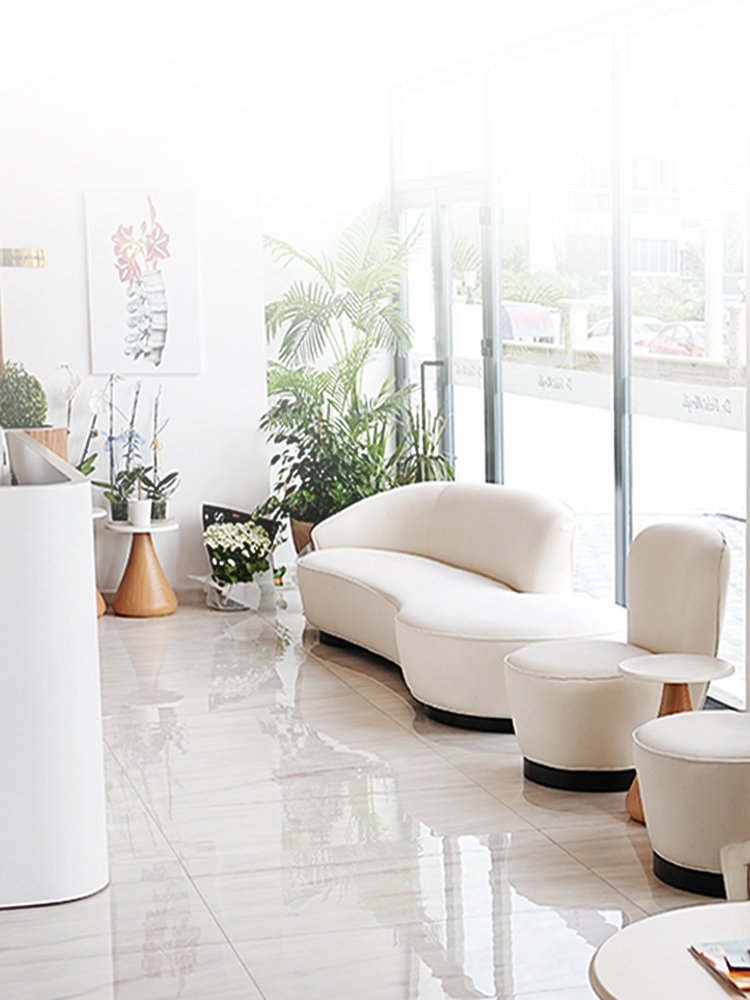 Uzm. Dr. Valat Miroğlu&nbsp;Fiziksel Tıp ve Rehabilitasyon Uzmanı